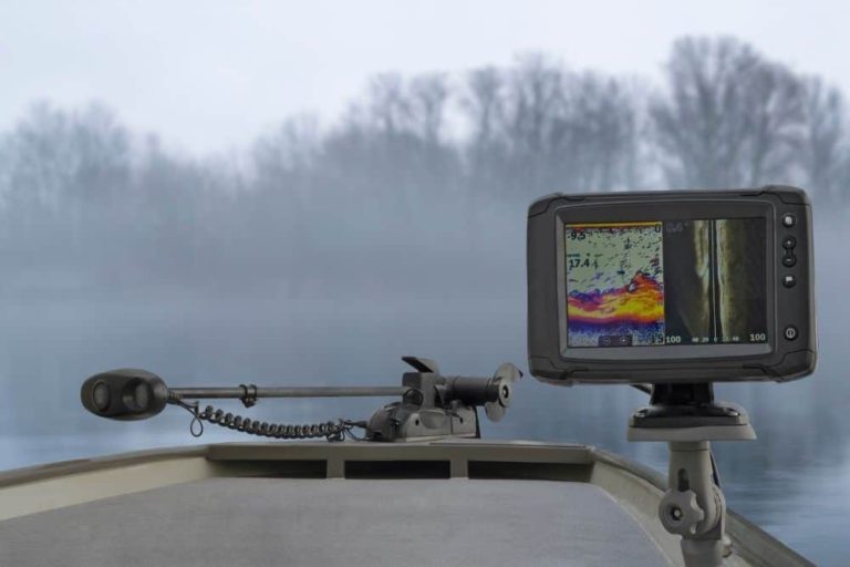 How to Select a Fish Finder Battery for Your Fishing Trips DC